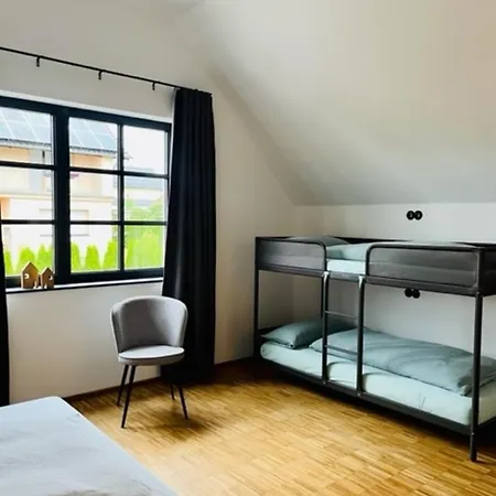 別荘 Eifel-bau-traum Schlich